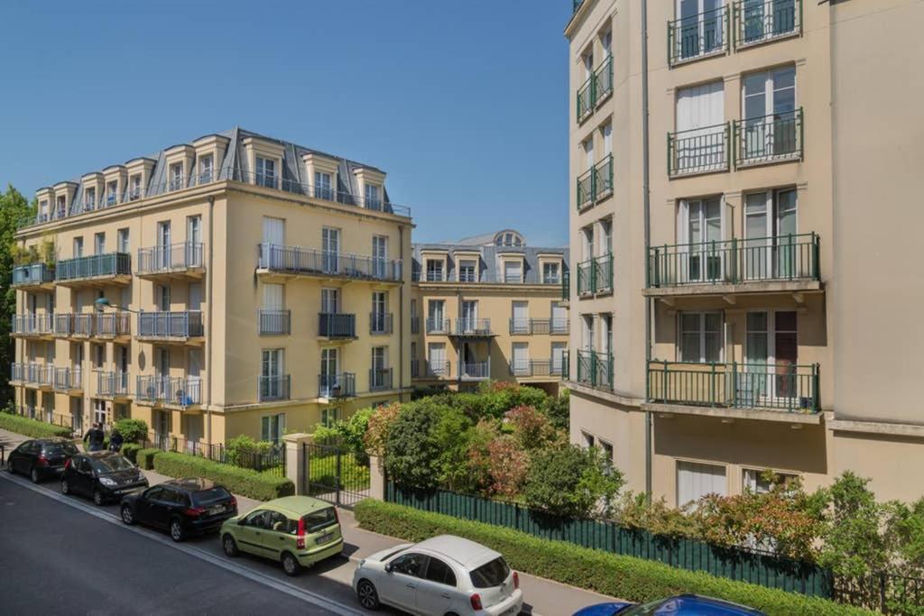 Lovely Apartment Close To A Big Shopping Mall セリ エクステリア 写真